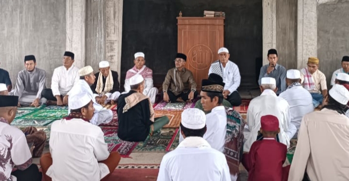 Walikota HML Bantu Masjid Ainun Oi Fo’o 250 Juta
